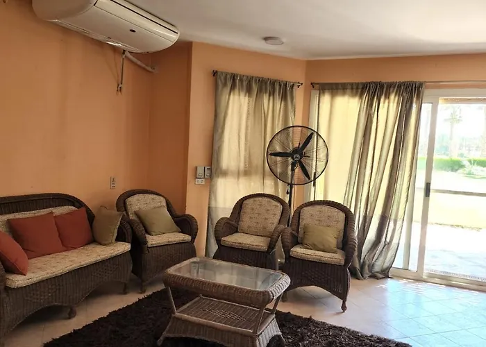 Villa Luxury In Jaz Little Venice Elsokhna Golf With Private Garden & Pool View - Families Only