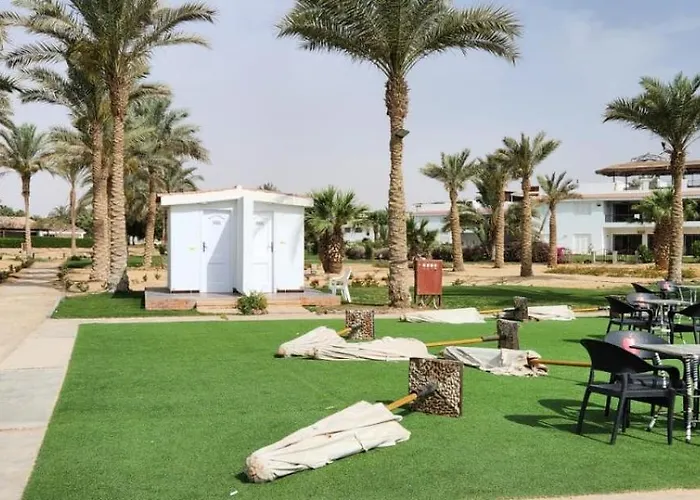 Luxury In Jaz Little Venice Elsokhna Golf With Private Garden & Pool View - Families Only *