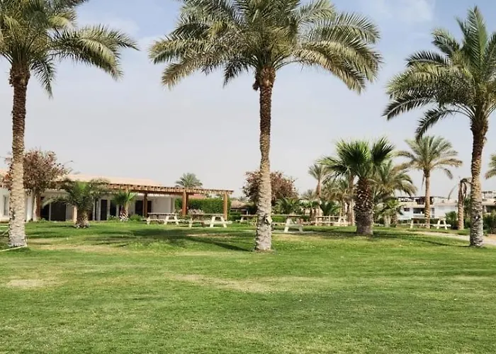 Luxury In Jaz Little Venice Elsokhna Golf With Private Garden & Pool View - Families Only Villa Ain Sukhna