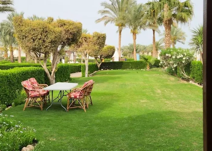 Luxury In Jaz Little Venice Elsokhna Golf With Private Garden & Pool View - Families Only