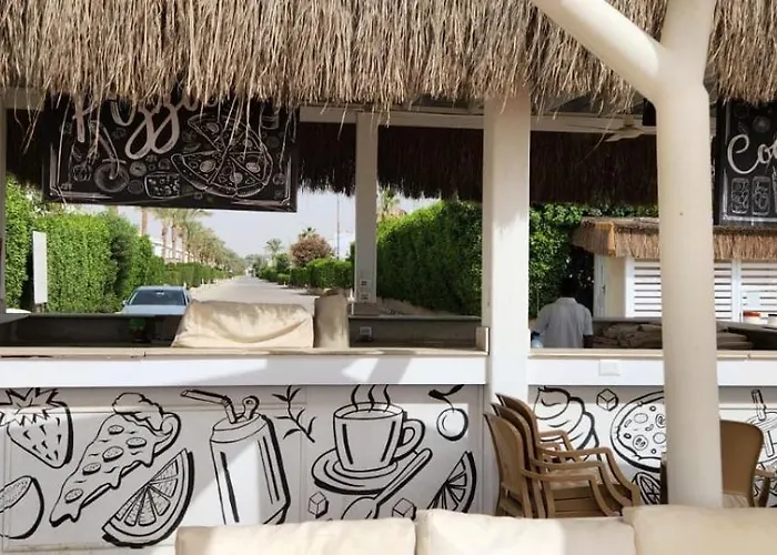 Luxury In Jaz Little Venice Elsokhna Golf With Private Garden & Pool View - Families Only *