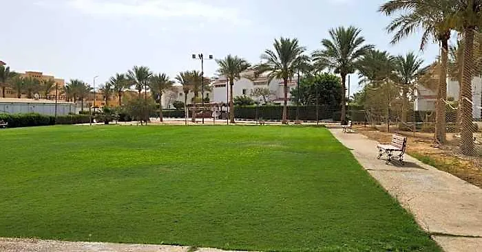 Villa Luxury In Jaz Little Venice Elsokhna Golf With Private Garden & Pool View - Families Only