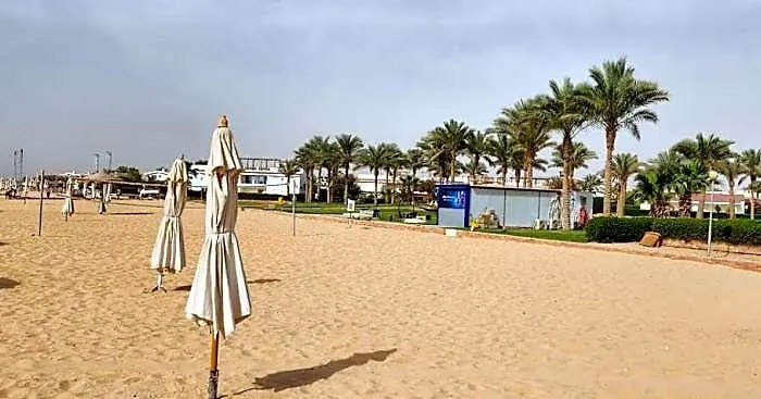 Luxury In Jaz Little Venice Elsokhna Golf With Private Garden & Pool View - Families Only Villa *