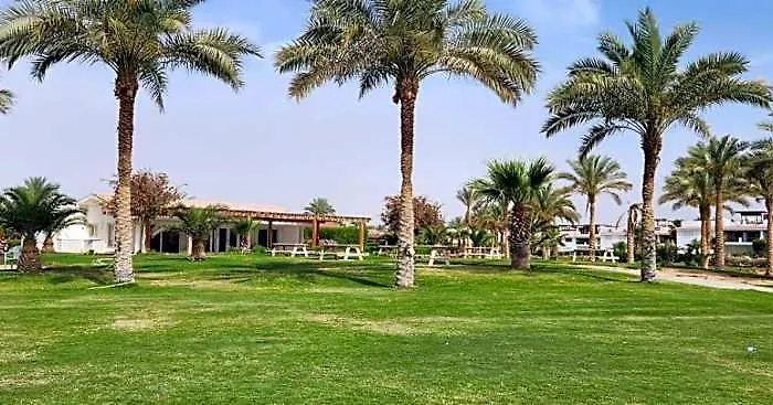 Villa Luxury In Jaz Little Venice Elsokhna Golf With Private Garden & Pool View - Families Only *
