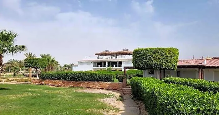 Luxury In Jaz Little Venice Elsokhna Golf With Private Garden & Pool View - Families Only *